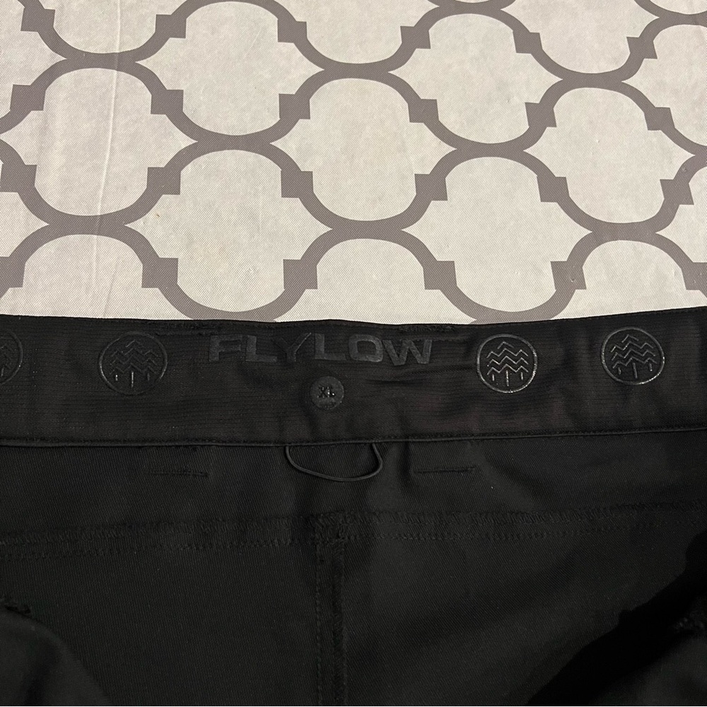 Flylow Deckard Performance Technical Mountain Bik… - image 6